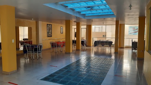 Hostal y Complejo Recreacional La Playita de Monse